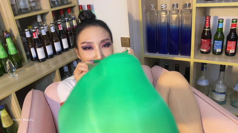 IsshikiShizuka: Lust 05 – Lubi ćwiczyć w pończochach