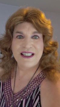 I Want to Suck Big Hairy Cocks!