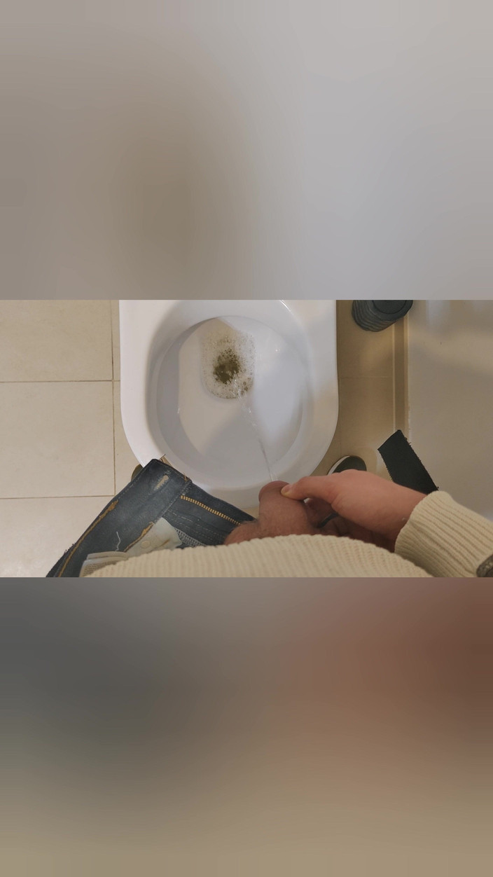 Bayer911: Ung mager vit pojke Piss Mix