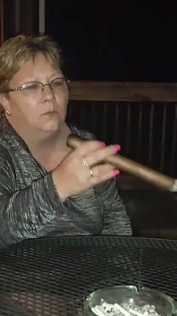 Tennessee Cigar besar