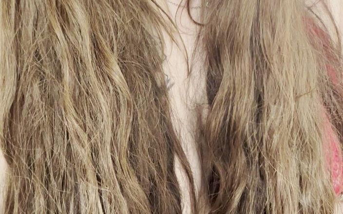 Natalie Moore: Video masturbasi bareng-bareng cewek hot rambut renda merah