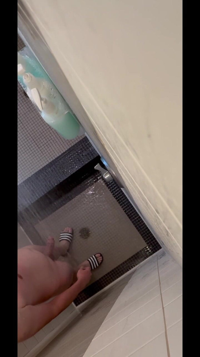 Chase Dixon Butz: Gym Shower Showoff