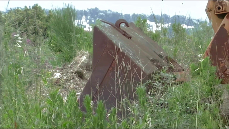 Inhonorof porn: Engaged Couple Anal Sex on the Bulldozer