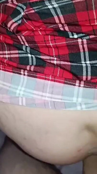 Verführerische Sessel-Sexstunde mit Sperma im Gesicht und Spritze