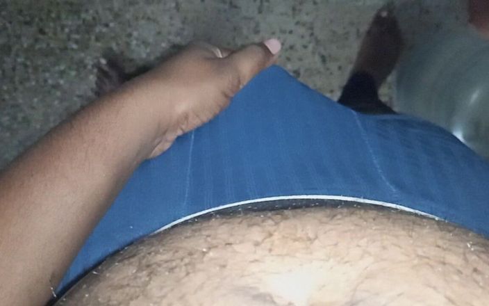 Sweet Indian cock: 空腹の崖7インチKi Desiペニスドロップ精子