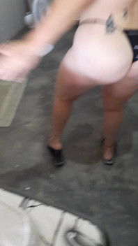 Приходьте з'їсти цю велику дупу