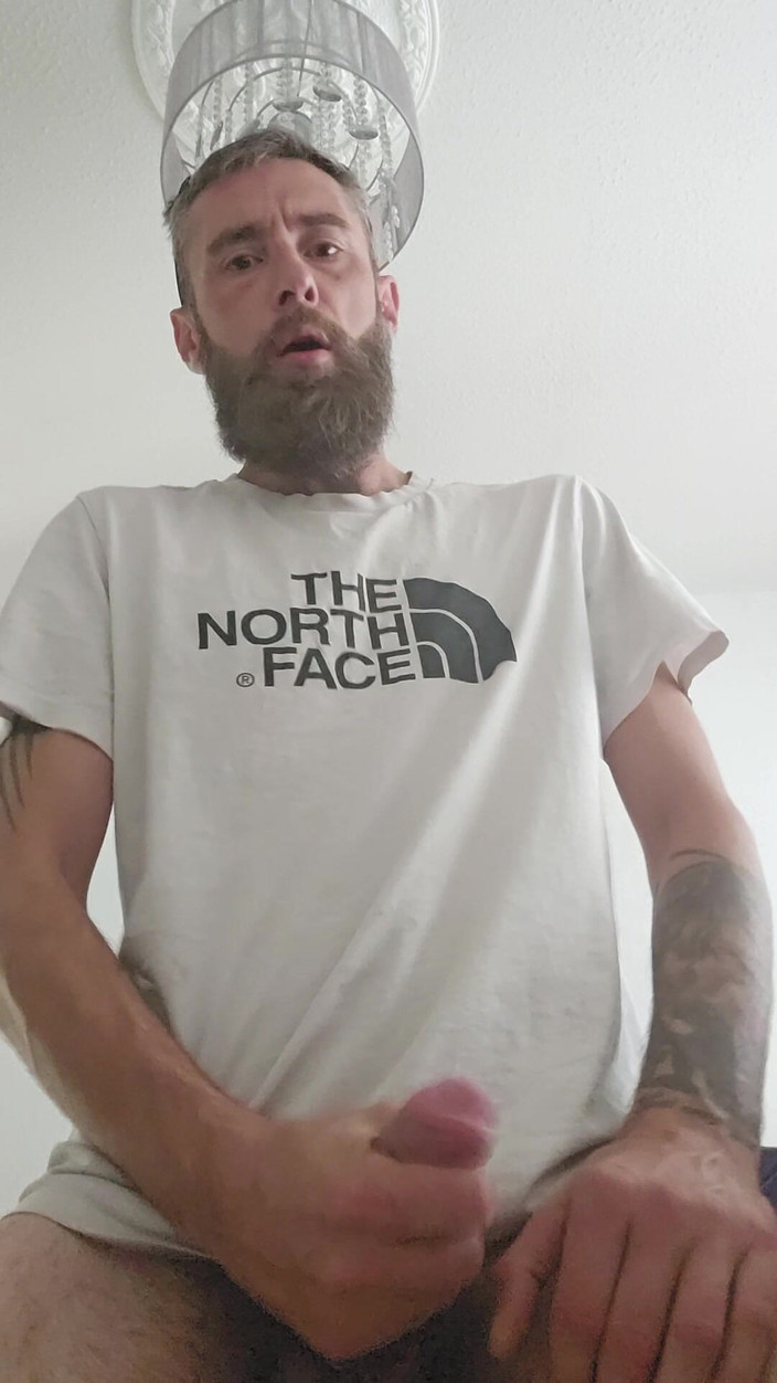 Smoking stoker: Masturbându-mi pula mare