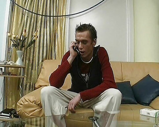 Deutsche XXX Filme: Tato mladá kráska ví, jak udělat muže