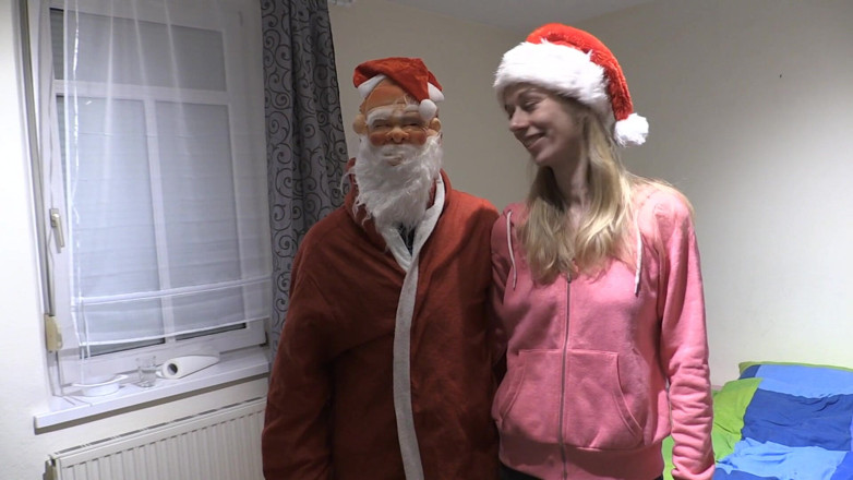 Casting66: Maria Christmas Fuck!!!