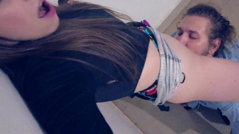 creaMMolly: Stepmother Is Fucking Her Stepsons Mouth