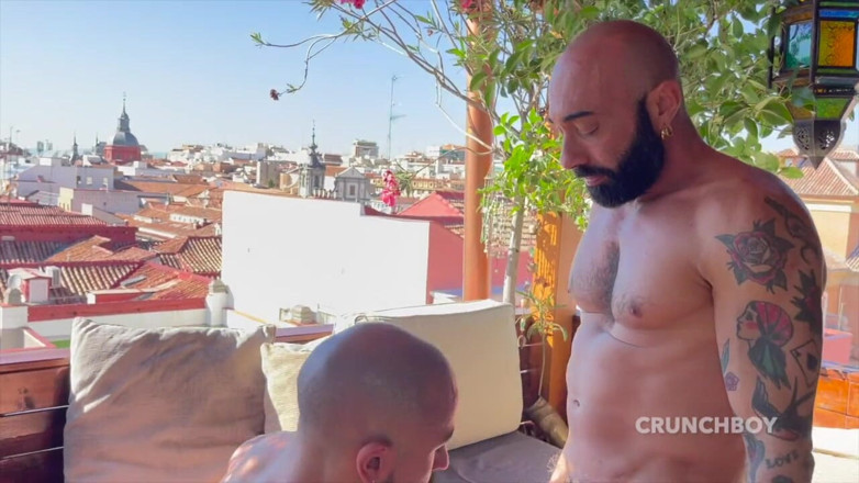 Raw sex in exhib in Madrid: Alan Vicenzo ka istemaal gianni maggio dvara kiya jaata hai
