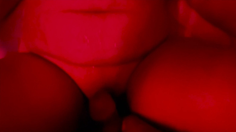 Only4U: Red Light Special: Kami Melakukannya Hari Ini di Lampu Merah