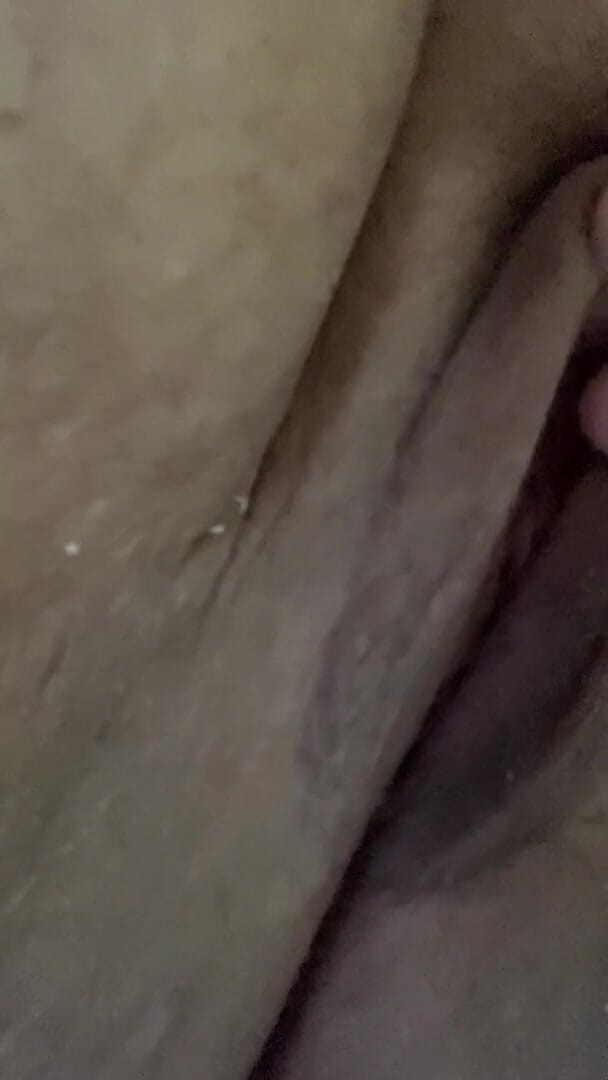 Real homemade BBW BBC porn: Bbwbootyful pounding my pussy with 12inch didlo creaming