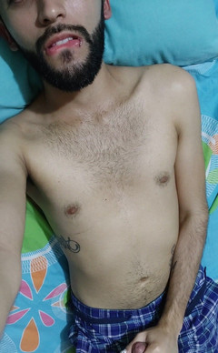 Camilo Brown: Jerking off before going to sleep