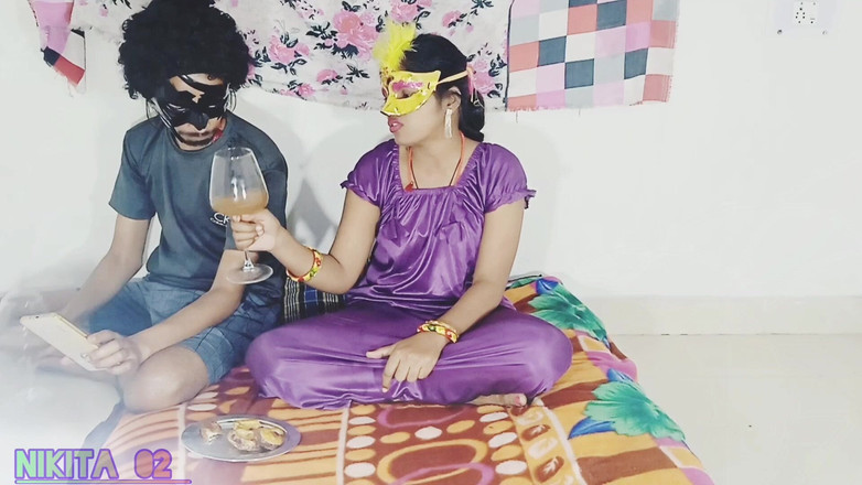 Nikita02: Petrecere și futai cu mast |xxx Sex indian Video HD video porno...