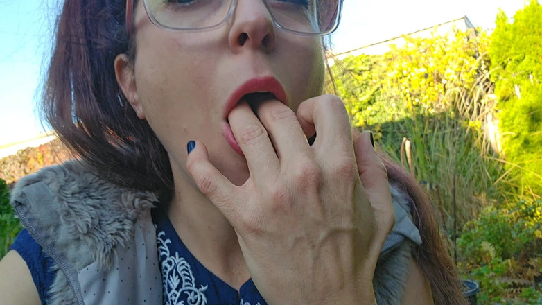 Nerdy_faery: Rega no Jardim