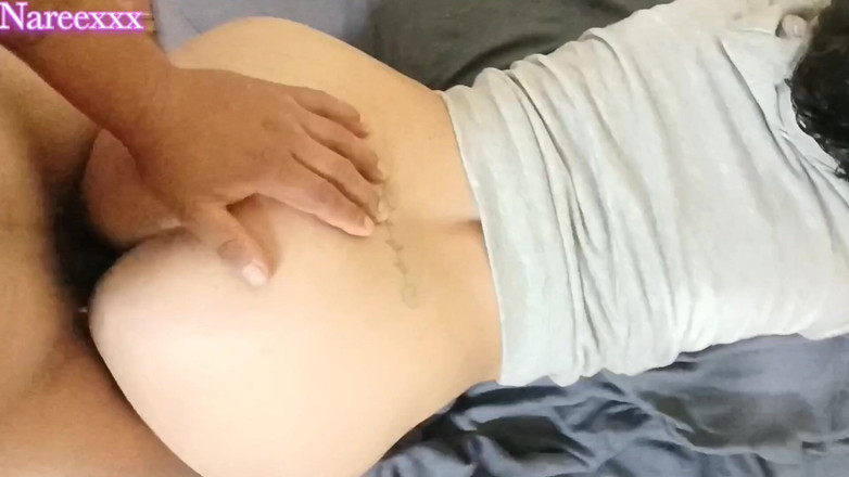 Naree hot: Nare je nejchvějnější zadek, Ona je all a sexy latinskoamerická žena...