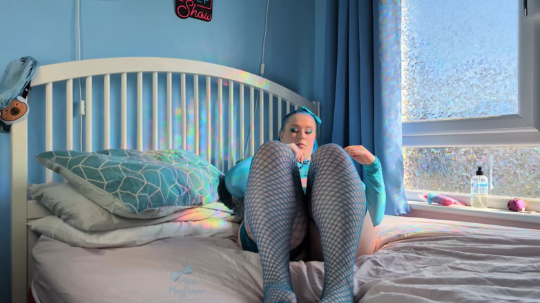 Alice_Mayflower_Scottish: Adoră-mi picioarele și picioarele - fată solo