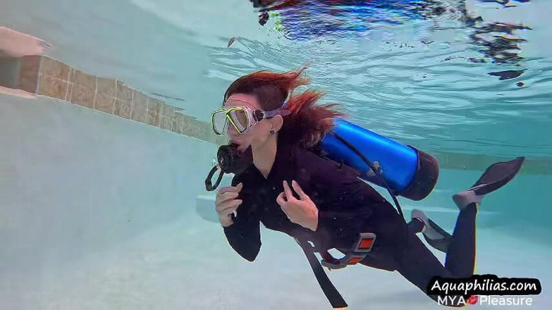 MYA Pleasure: Scuba Berbogel untuk Keseronokan