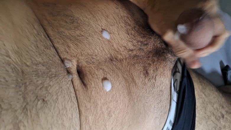 snappyblindfold3: Dobrze pobita ręczna robota, z dużą ilością spermy squirting From...
