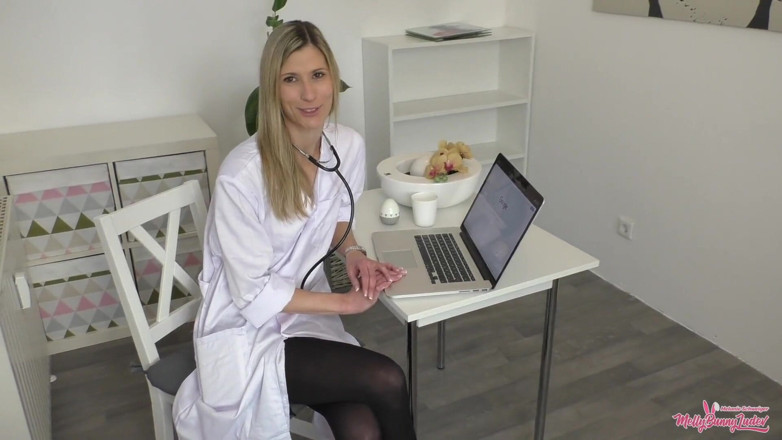 Mellybunnyluder: The sperm bank nurse pumped full instead of the sample...