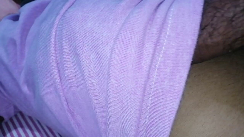Sweety In Bed: Țâțe asiatice păroase lente Strip complet corpul Spectacol înainte de futut