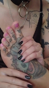 Foot massage for tattooed women 1
