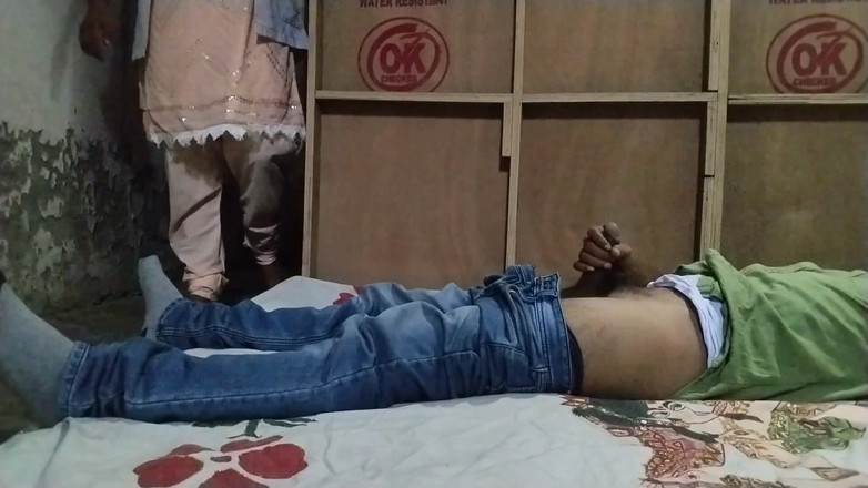 Mannirkuok: 患者は看護師を激しく叱った