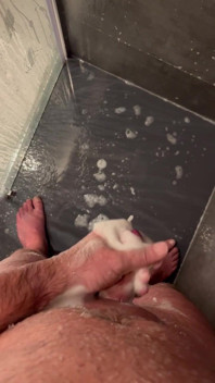 Jerked off in the Hotel Shower
