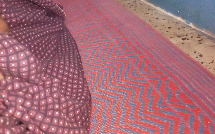 Sweet Indian cock: Raja Nandini bhabhi sem grande pau punho fodendo