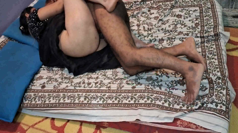 Sexy sindu: Krásná tetička sex video