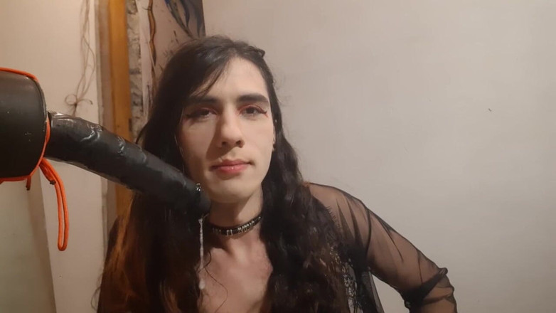 DiiVampy: 기계 목구멍 섹스