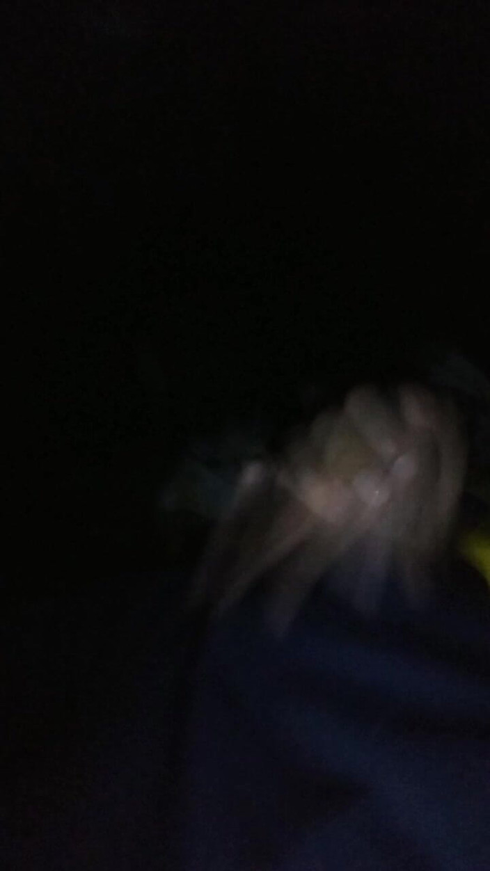 AlexAlejandro13: Chlapec Cítí Na Křesle Velmi Horko