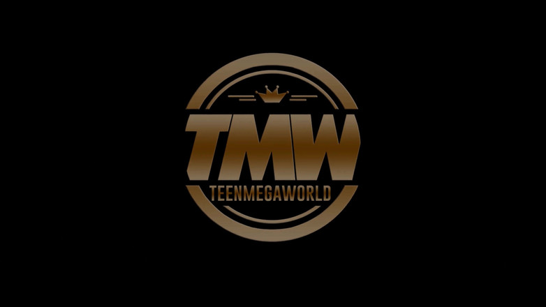 Teen Mega World: Jedna a jediná dildo show