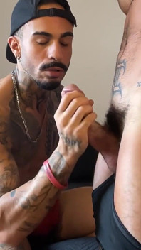 Ricky Xl Fode Azael Maluma Em Pêlo Pendurado Latino Bandido Cru Grande E Grande Pau
