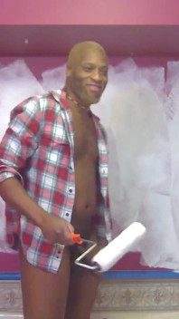 Kennie Jai se desnuda y pinta para ti!!