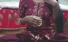 Aubergine वीडियो वायरल के साथ देसी सेक्सी लड़की का हस्तमैथुन भाग 1