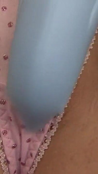 Vibrador recheado de buceta desleixada apertando em êxtase