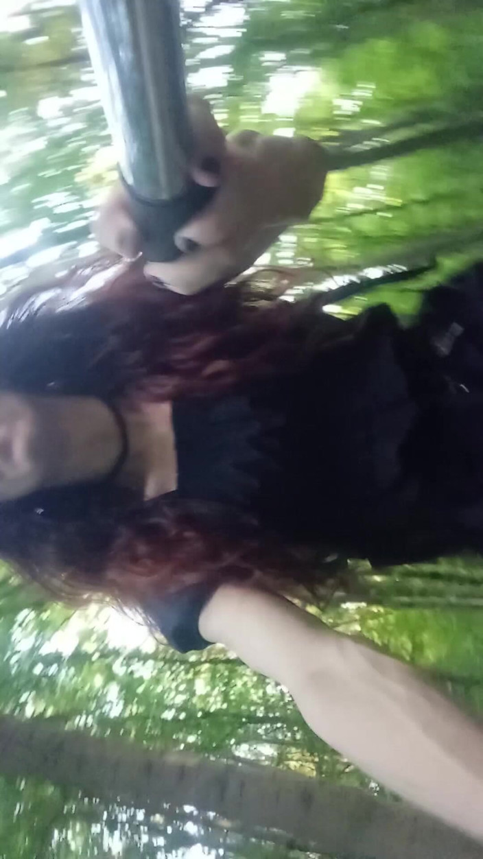 DiiVampy: Saya, Dildo dan Hutan