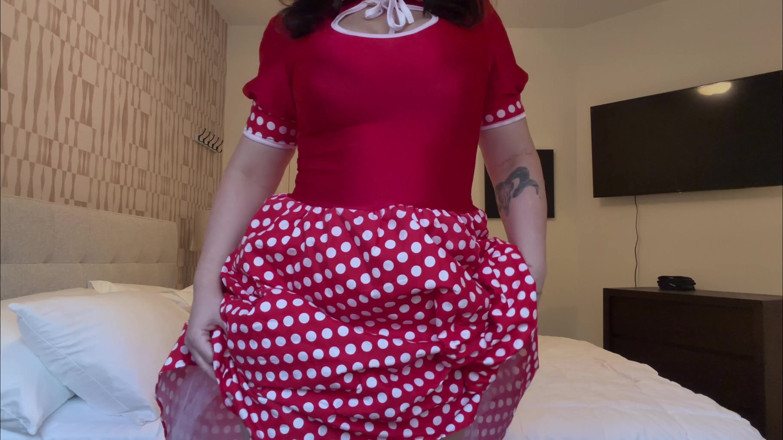 Kink in Time: Tilly Mcreese's Sultry '50s Foot Job Fantasy 4K POV Sole Seduction Awaits!