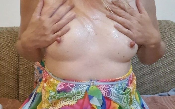 Sexy Butterfly: Erotická masáž a klitoris a G-bod s mojí norskou hračkou