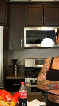 Lily Lane Post-cock Guacamole