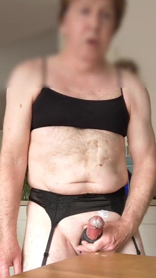Bellhead: Una sissy diverte un minuto ll