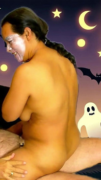 Souvenirs sexy d’Halloween avec Garabas et Olga