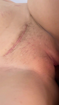 Fotto la mia coinquilina e lei mi chiede di venire nella sua figa succosa