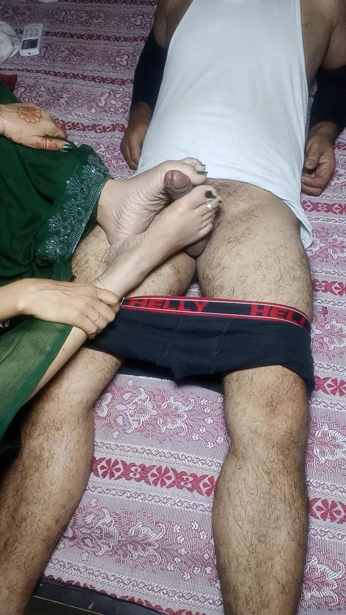 cuteindiancpl21: Indická sexy manželka kouří svého manžela