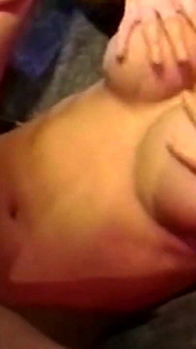 THAGSON CORE: Matură sexy blondă țâțoasă călărește pasional o pulă groasă