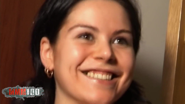 MMM100: Nikita: शर्मीली निकिता की 16 पोजिंग तस्वीरें