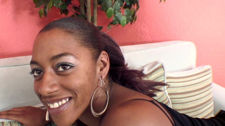 SEXUAL SIN: 흑인 빨기 장면 -2 섹시한 Black Kiera King 사정할 때까지 거대한 흑인 자지를 빠는 작은 젖탱이의 Black Kiera King