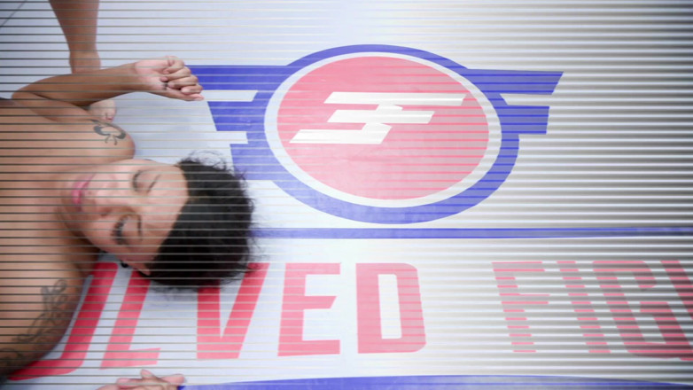Evolved Fights Lez: シーナ・ライダー Vs セプテンバー・レイン女子レスリング